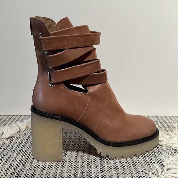 Free People Jesse Cutout Boots